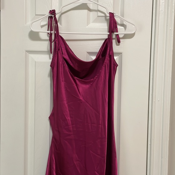 Cinderella Divine gown - Picture 9 of 10